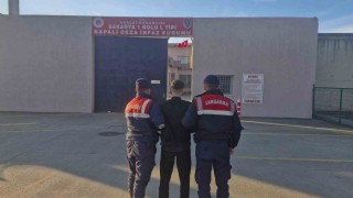 Sakaryada zehir taciri suçüstü yakalandı