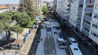 Samsunda yol ve kaldırımlar yenileniyor