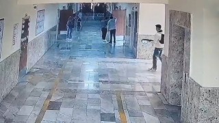 Şanlıurfada 16 kişinin yaralandığı saldırı anı güvenlik kamerasına yansıdı