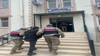 Şanlıurfada aranan 2 şahıs yakalandı