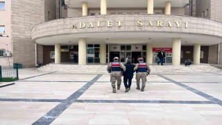 Şanlıurfada dolandırıcılıktan aranan şahıs yakalandı