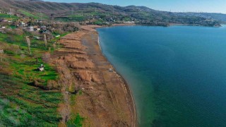 Sapanca Gölünde kaçak yapı yıkım çalışmalarının ikinci etabına başlandı