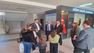 Sarıgölde Kaymakam Dalak öğrencilerle bir araya geldi