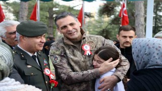 Şehit polisler mezarları başında anıldı