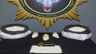 Şeker çuvallarından 3 kilo uyuşturucu çıktı