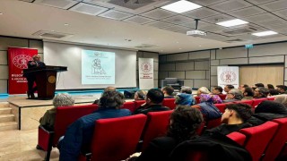 Şeyh Edebali Konferansına yoğun ilgi