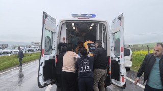 Siirtte otomobil ile kamyonet çarpıştı: 2 ölü, 3 ağır yaralı