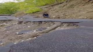 Sinopta heyelan: Grup yolu ulaşıma kapandı