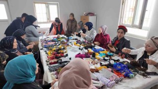 Şırnakta kadınlar Berivan bebek ile ailelerini geçindiriyor