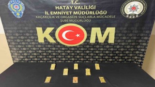 Sırt çantasında 8 kilogram gümrük kaçağı altın taşırken yakayı ele verdi