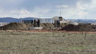Sivasta beton kalıbına düşen genç işçi hayatını kaybetti