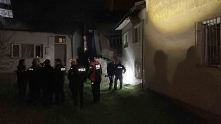 Sivasta müstakil ev çöktü, ev tahliye edildi