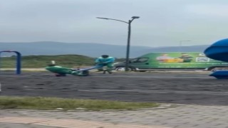 Tahteravalliye binen temizlik işçileri güldürdü