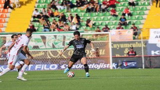 Trendyol Süper Lig: Corendon Alanyaspor: 0 - Samsunspor: 2 (İlk yarı)