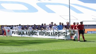Trendyol Süper Lig: Eyüpspor: 0 - Gaziantep FK: 0 (İlk yarı)