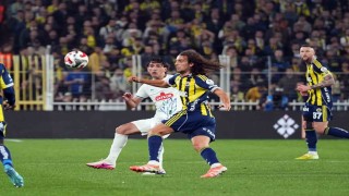 Trendyol Süper Lig: Fenerbahçe: 0 - Çaykur Rizespor: 0 (İlk yarı)
