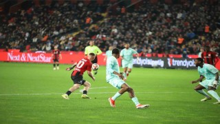 Trendyol Süper Lig: Gaziantep FK: 2 - Kayserispor: 0 (İlk yarı)
