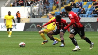 Trendyol Süper Lig: Gençlerbirliği: 0 - Göztepe: 1 (ilk yarı)