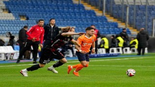 Trendyol Süper Lig: RAMS Başakşehir: 1 - Gençlerbirliği: 0 (Maç devam ediyor)