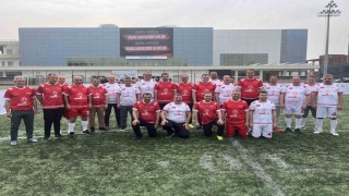 TÜGVA İzmir liseler arası Gençlig futbol turnuvası heyecanı başladı