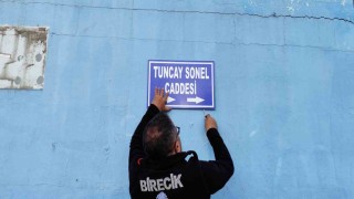 Tuncay Sonelin ismi caddelerden kaldırıldı