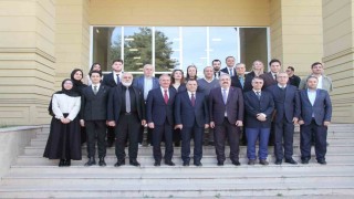 Türk hukukunun önemli ismi Ali Fuad Başgil unutulmadı