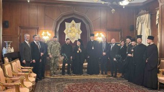 Ukrayna Devlet Başkanı Zelenskiy, Fener Rum Patriği Bartholomeos ile görüştü