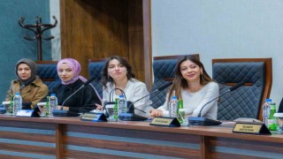 Üniversite yönetimi öğrenci temsilcileriyle bir araya geldi