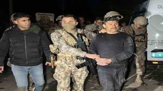 Uşakta görev başındaki polis ekiplerine pompalı tüfekle ateş açıldı: 2 polis yaralandı