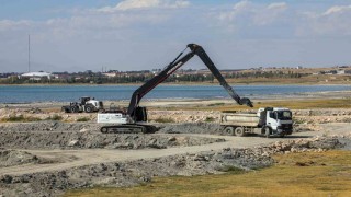 Van Gölünde 2 milyon 86 bin metreküp dip çamuru temizlendi