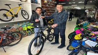 Vanda bahar mevsimi bisiklet sektörünü hareketlendirdi