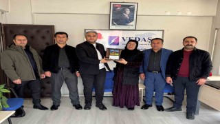 VEDAŞ ekiplerine muhtarlardan anlamlı teşekkür
