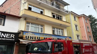 Vezirköprüde daire yangını