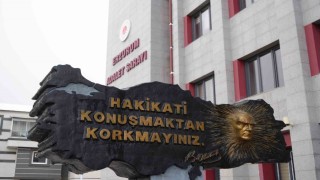Yalova İl Emniyet Müdürü Yılmaz Delen, Gülistan Doku soruşturmasında Erzurum Adliyesinde tanık sıfatıyla ifade veriyor