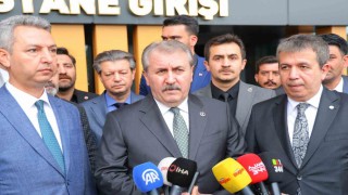Yaralı öğrencileri ziyaret eden BBP lideri Desticiden aile vurgusu