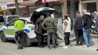 Yaya geçidinde aracın çarptığı öğrenci hastanelik oldu