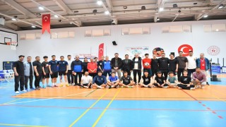 Yeşilyurt Belediyesi 3. Ayak Tenisi Turnuvası coşkulu başlangıçla start aldı