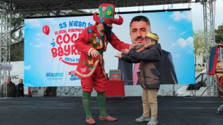 Yıldırımda çocukların bayramı şölene dönüştü