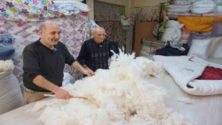 Yorgancılık ve hallaçlık, iğne iplikle geleceğe tutunmaya çalışıyor