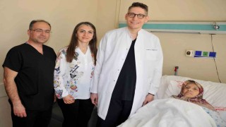 Yumurtalık kanseri teşhisi konulan hasta 12 günde sağlığına kavuştu