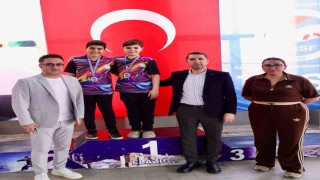 Yüzmede Elazığa 19 madalya