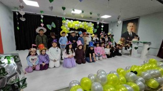 Zonguldakta miniklerden renkli mesaj, şapkalarıyla empati vurgusu yaptılar