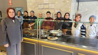 11 kadına istihdam sağladı, iki çocuğa annelik yaptı