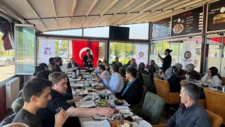 19 Mayıs Coşkusu Emek ve Dayanışma Kahvaltısında Buluştu
