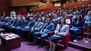 2. Kadraj İletişim Günleri başladı: İletişim dünyasının önemli isimleri NÖHÜde gençlerle buluşuyor