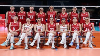 A Milli Kadın Voleybol Takımı, Polonyayı 3-2 mağlup etti