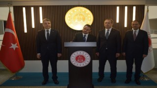 Adalet Bakanı Gürlekten Kocaeli Adliyesine ziyaret