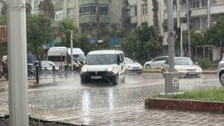 Adanada Mayıs ortasında şiddetli yağış etkili oldu