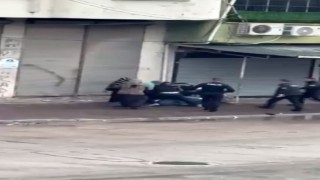 Adanada sokak ortasında kavga: Polis havaya ateş açtı