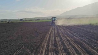 Adilcevazda şeker pancarı ekimi başladı